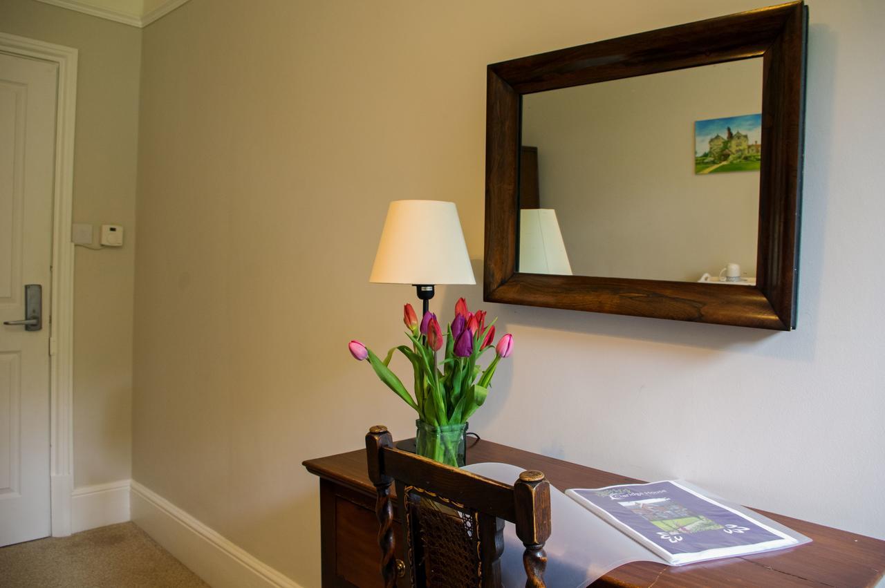 Claridge House Bed & Breakfast Lingfield Ngoại thất bức ảnh